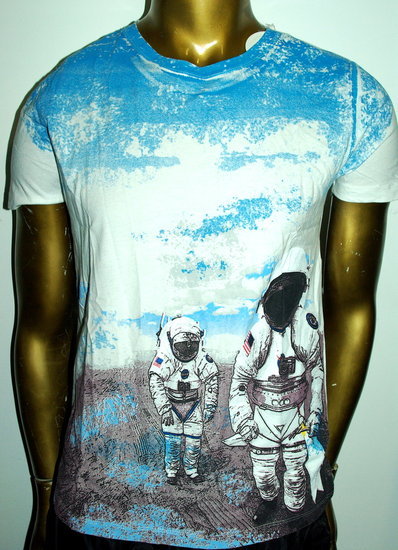 Marškinėliai kosmosas