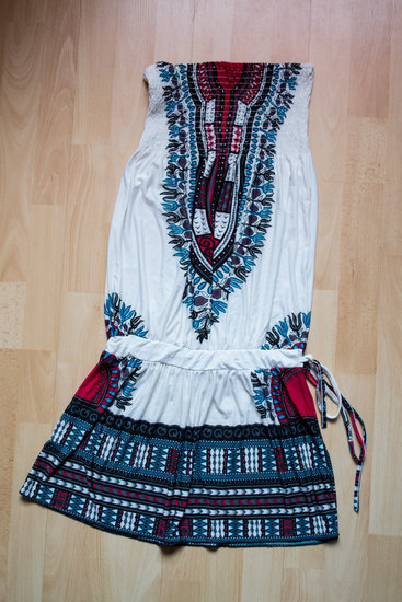 Balta - marga vasariska suknele