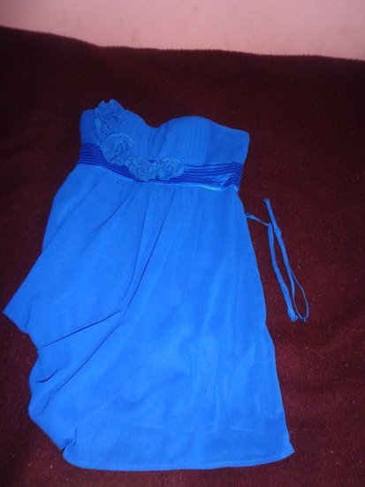 proginė mėlyna suknelė