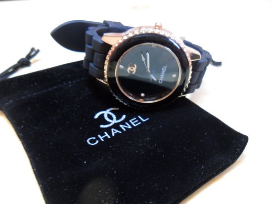 Naujas juodas Chanel laikrodis