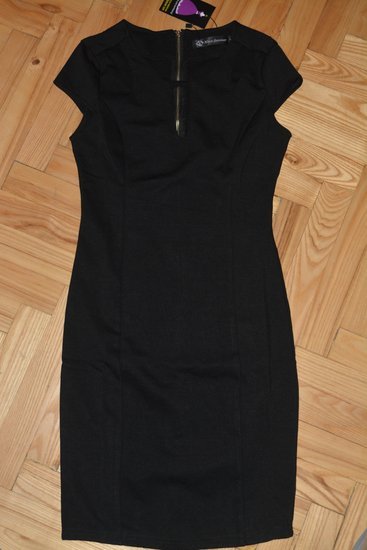 Nuostabi nauja klasikinė juoda suknelė, xs/s 