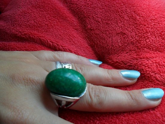 Senovinis didelis žalias žiedas