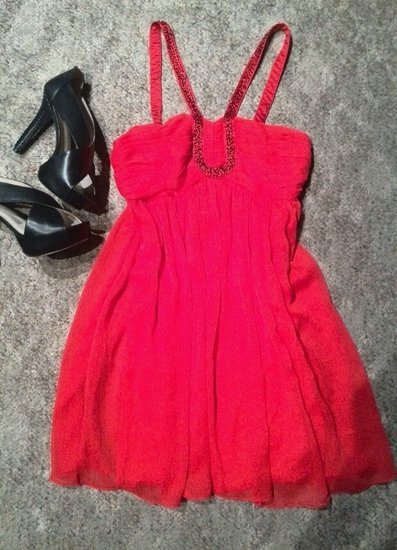 Ryškiai raudona suknelė (A wear)