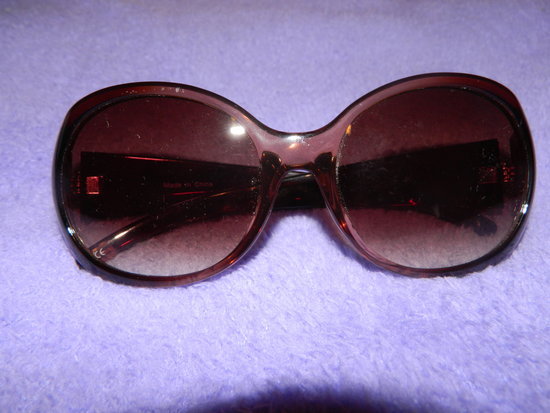 rudi akiniai nuo saules