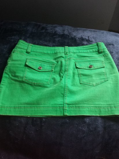 žalias sijonas