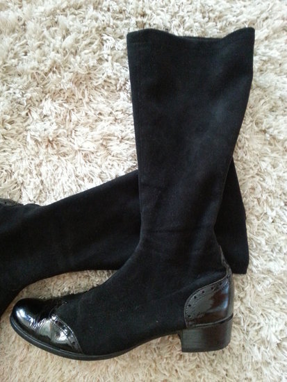 Elegantiški juodi batai-kojinės