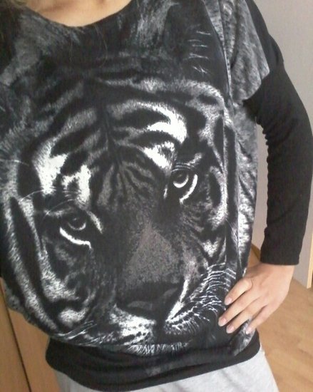 Super megztinis su tigru
