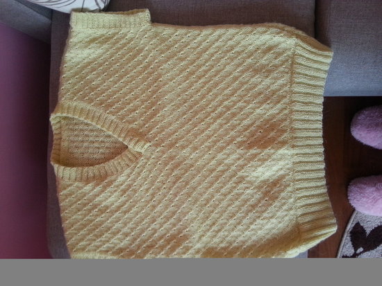 ranku darbo citrinos spalvos megztinis liemene