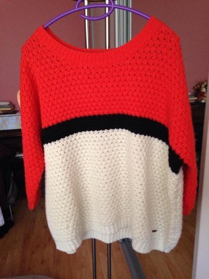 reserved megztinis