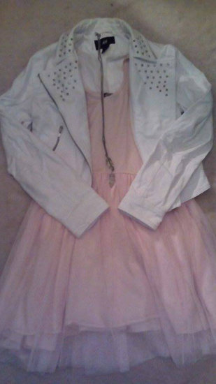 Šviesiai rožinė suknelė