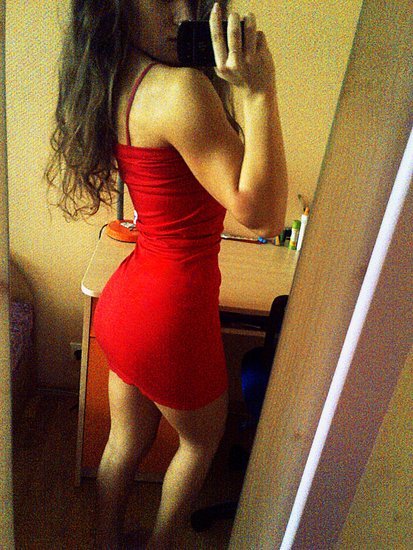 Sexy raudona suknelė