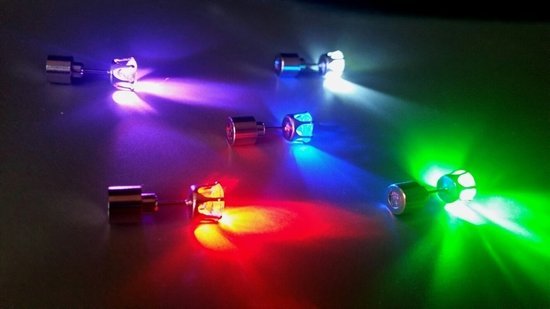 LED auskarai