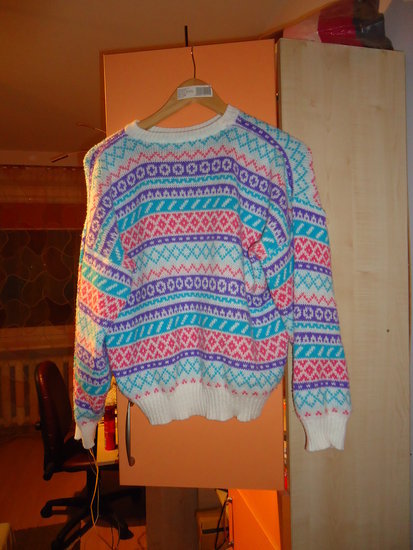 Šiltas margas megztinis