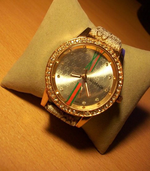 Gucci stiliaus laikrodukas