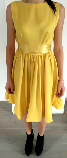 Geltona retro suknelė
