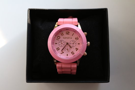 Rožinis geneva laikrodis