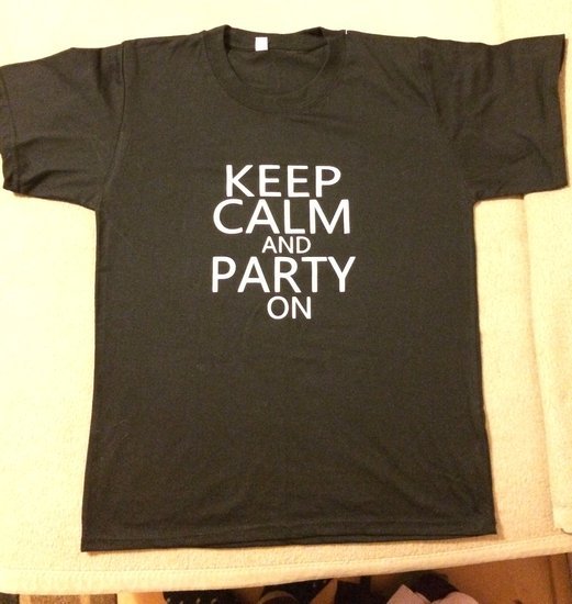 keep calm and party on maikė