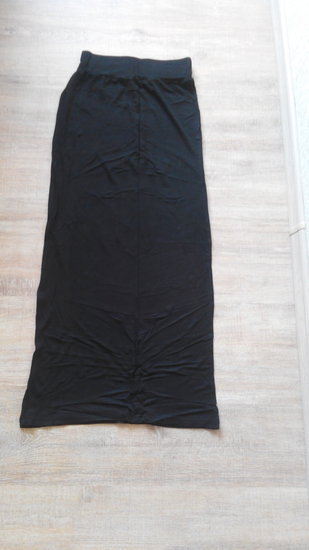 Ilgas juodas sijonas