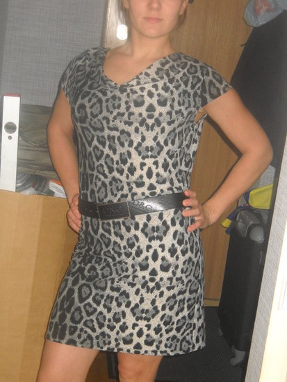 Leopardinė juodai pilka suknelė 