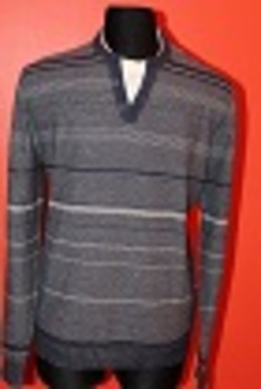 drizuotas megztinis