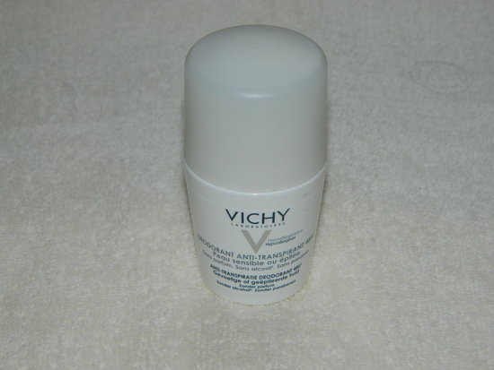 Vichy rutulinis deodorantas jautriai odai.