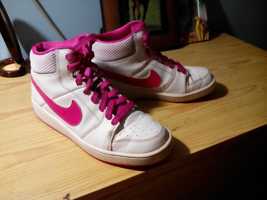 Rožiniai Nike Kedai
