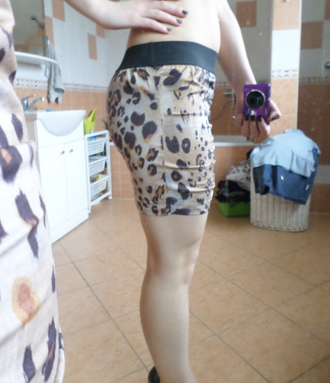 Leopardinis Bershka sijonas