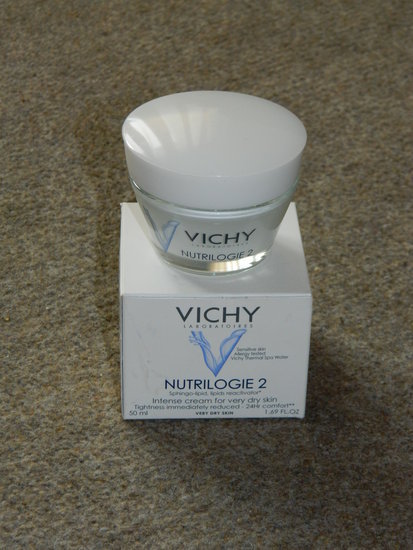 Vichy Nutrilogie2 kremas sausai odai. 