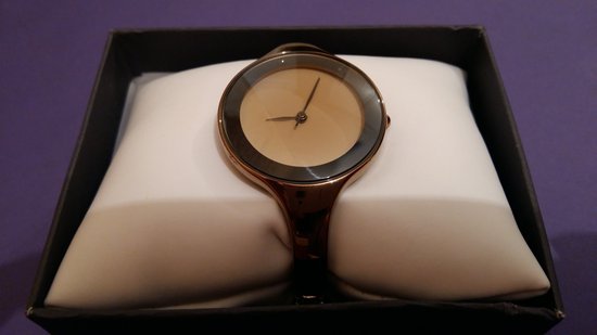Reserved moteriskas laikrodis