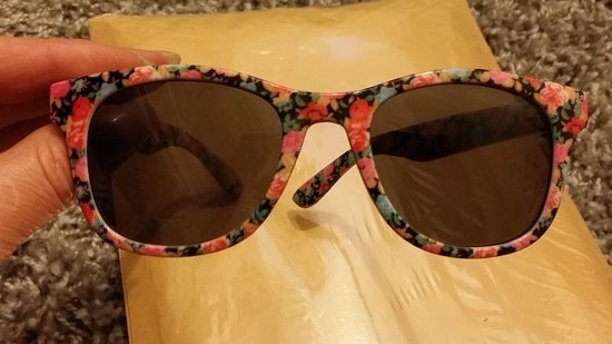 Geleti saules akiniai #H&M