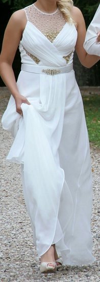 Balta, ilga suknelė