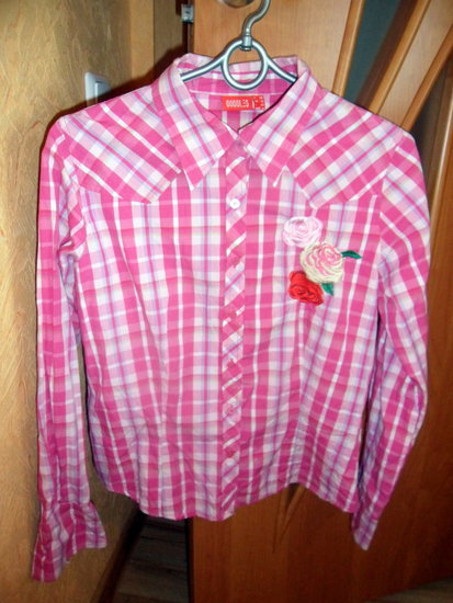 Gražūs rožiniai marškinėliai