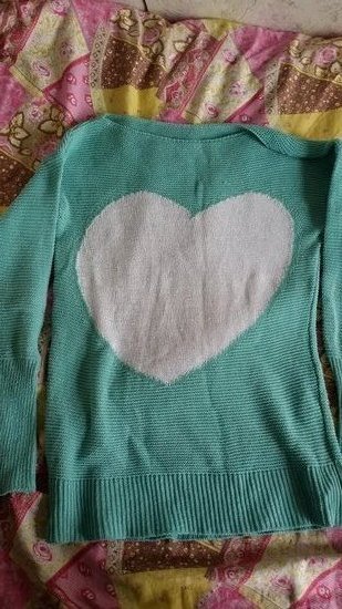 Megztinis su širdute