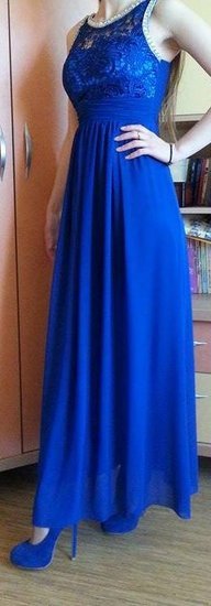 Karališkai mėlyna suknelė
