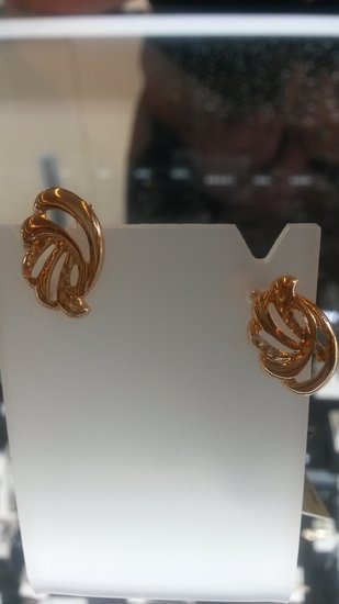 Labai gražūs auksiniai auskarai