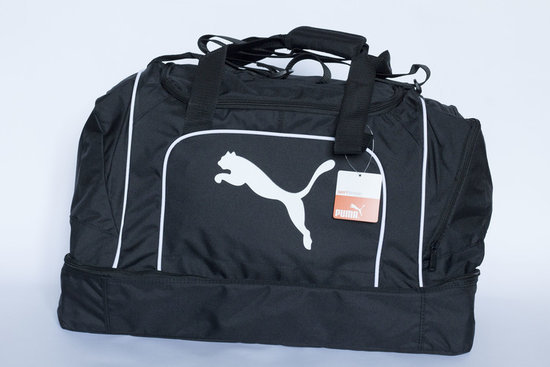 Juodas talpus Puma krepšys 56 litrai