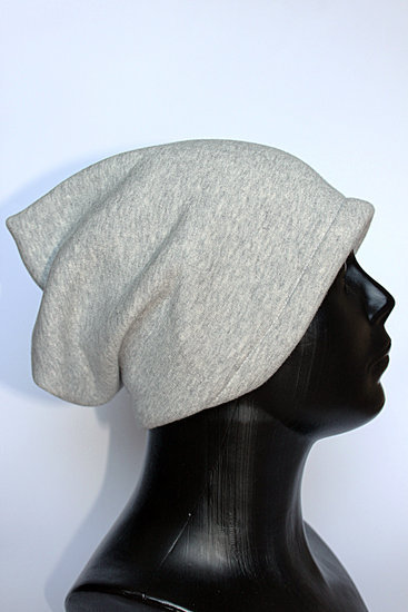 Nauja pilka stora žieminė beanie stiliaus kepurė