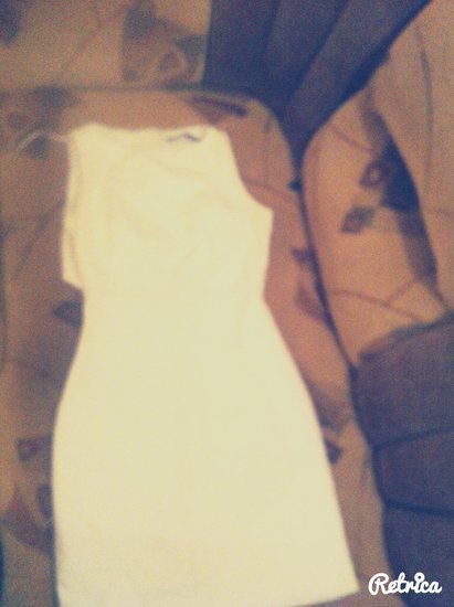 balta Zara suknele