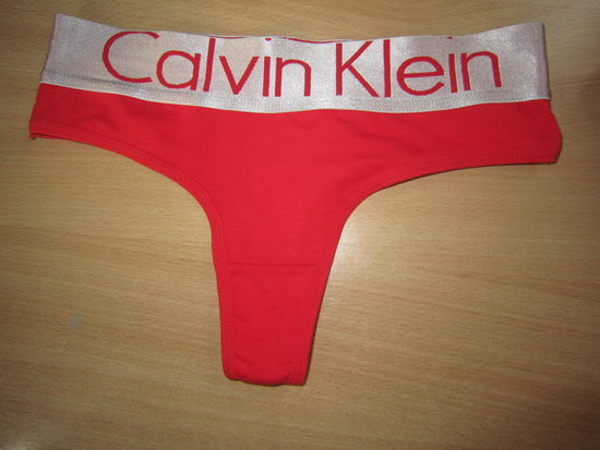 Naujos Calvin Klein kelnaitės