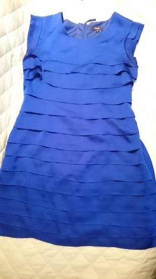 Mėlyna puošni suknelė 